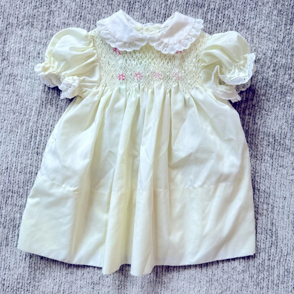 Vintage Polly‎ Flinders Yellow Smocked Dress Eyelet Collar Puff Sleeves 24M